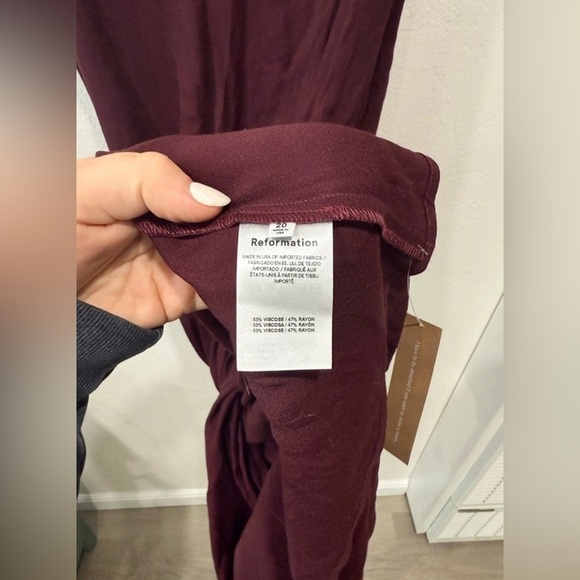 NWT Reformation Fraiser Dress in Prune, size 20 - Picture 4 of 7